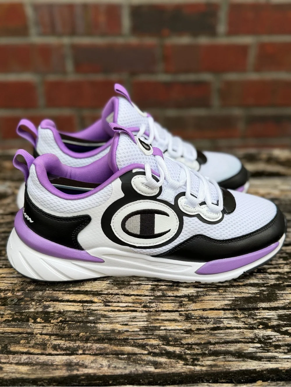 Champion Kinna Cadence Women’s Size 8  Lavender Black White Tennis Shoes X2